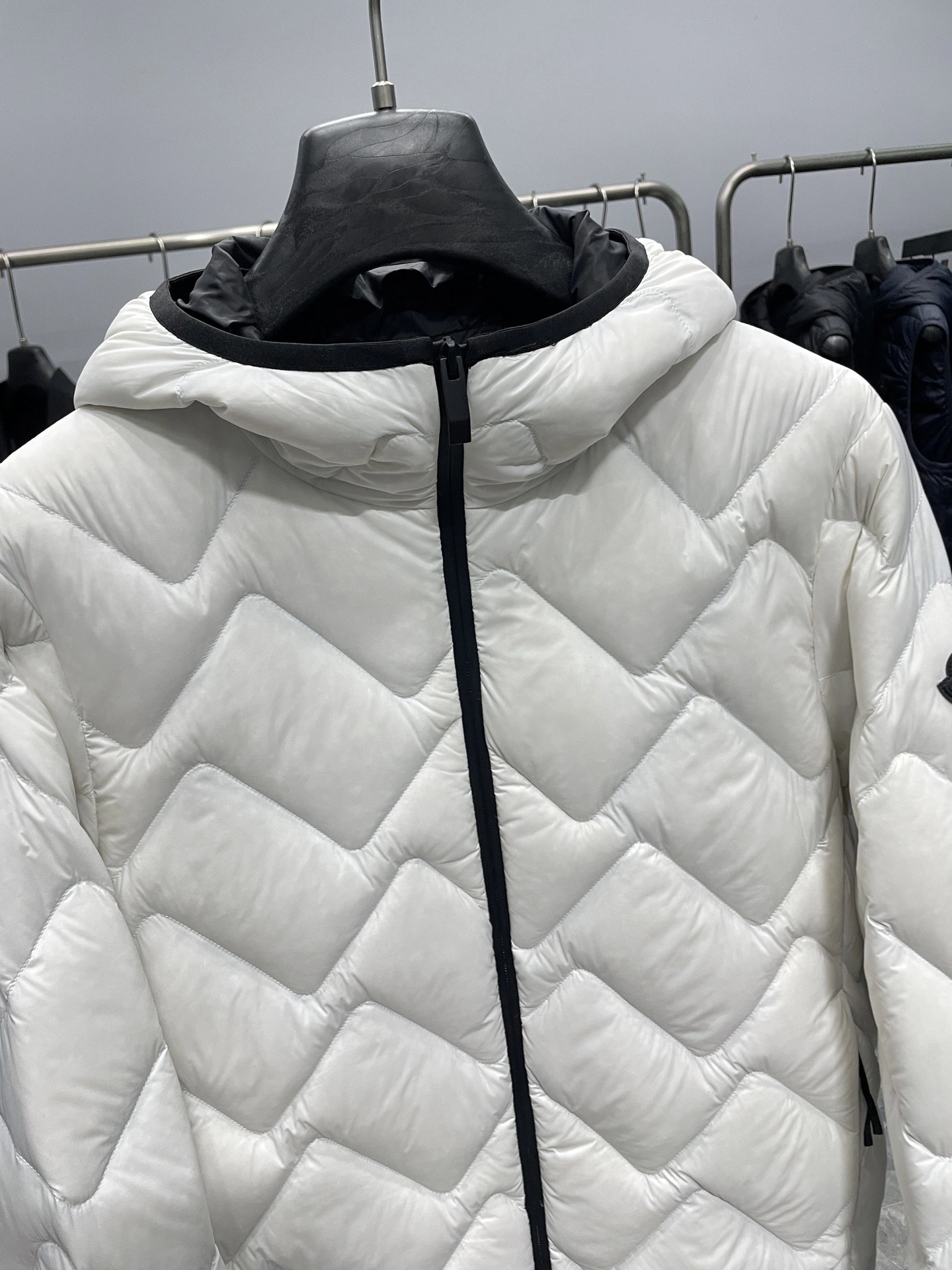 wg.luxury-- 7o9385r Down jacket nylon 2colour item: E-F000J1337-2